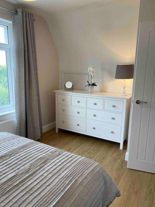 Home By The Sea In Rustington Buitenkant foto
